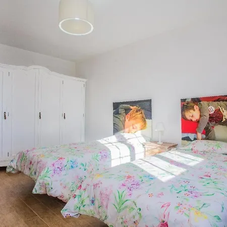 Vakantiehuis Ferienhaus Mit Wintergarten Auf Einer Finca Inmitten Einer Einzigartigen Kraterlandschaft *